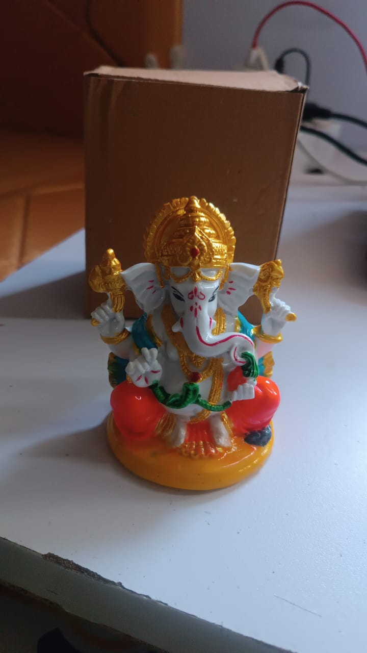 Lord Ganesha Idol / Ganpati Statue / Ganpatii Bappa Showpiece for Gifts (1 Pc) Lord Ganesha Idol / Ganpati Statue / Ganpatii Bappa Showpiece for Gifts (1 Pc)